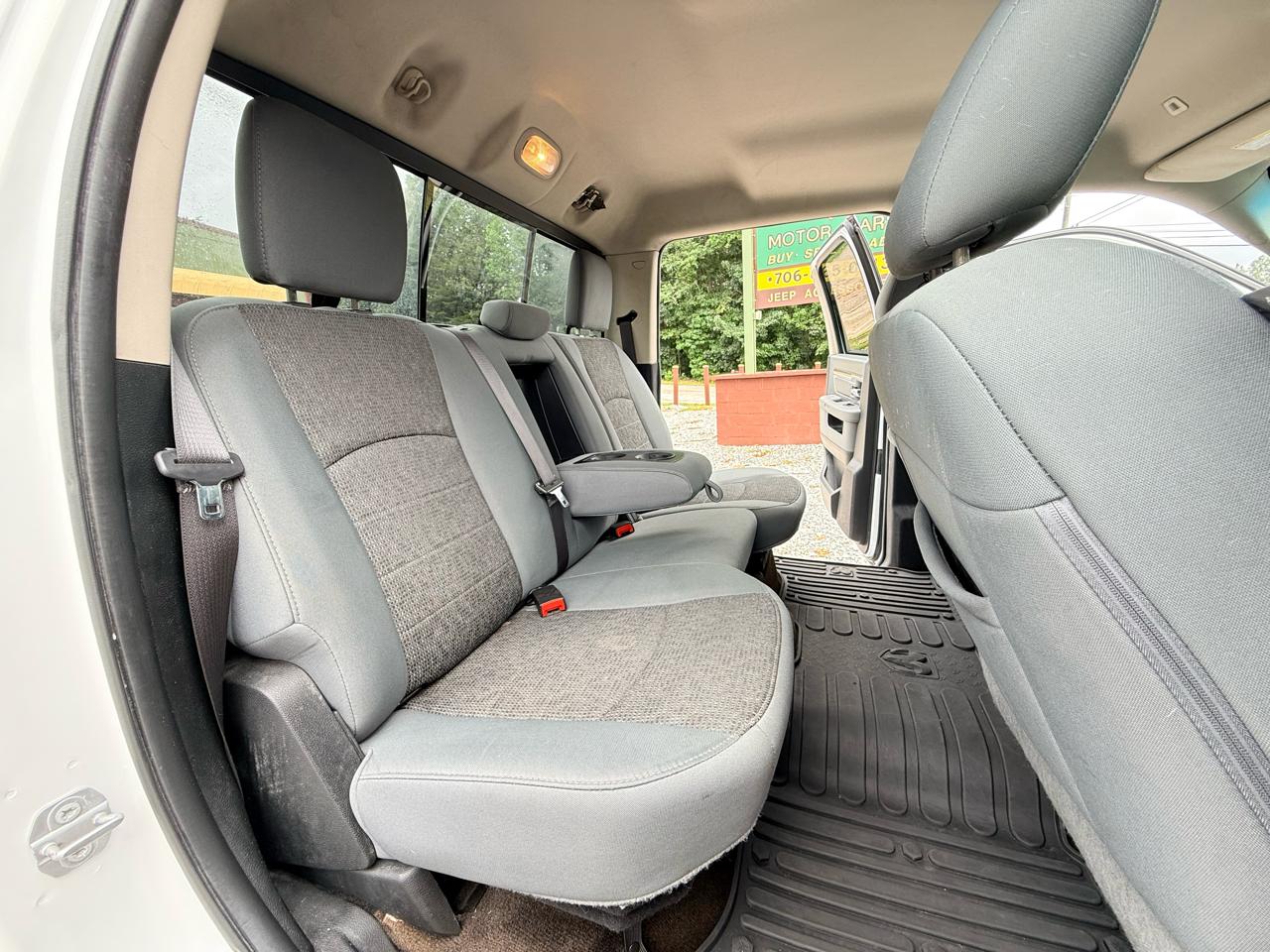 RAM 1500 SLT Crew Cab SWB 4WD 2017