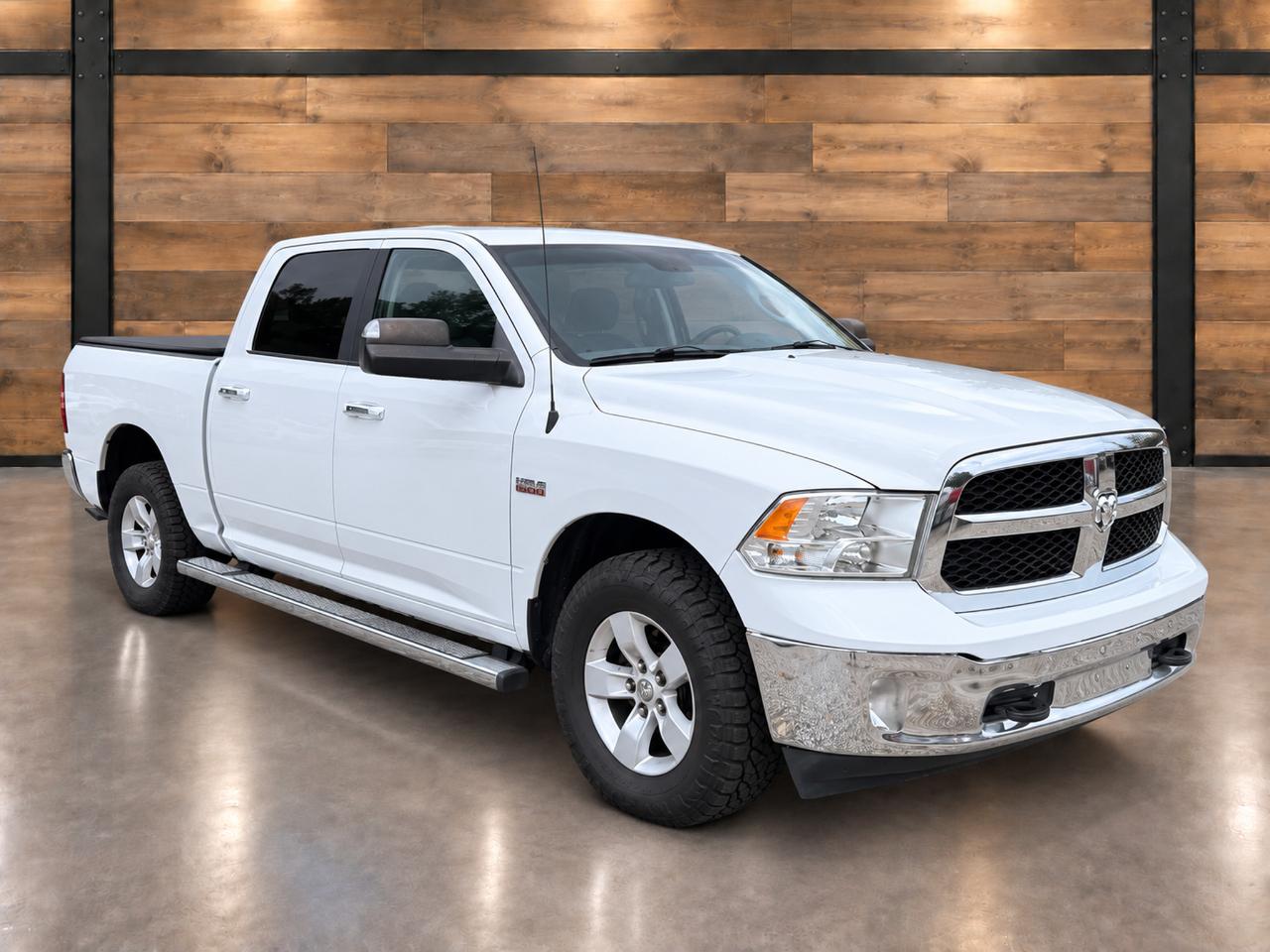 2017 RAM 1500 Pickup SLT