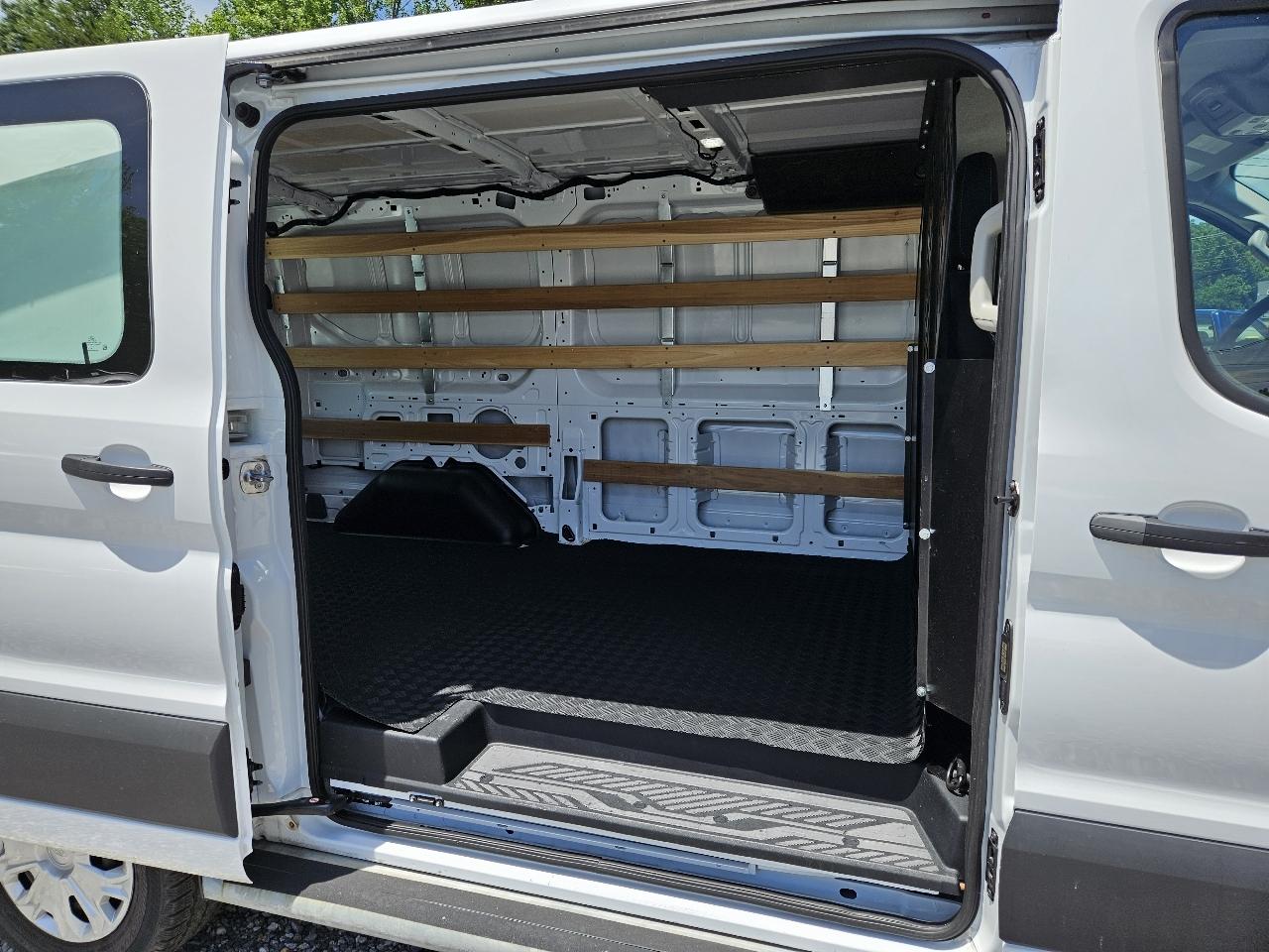 Ford Transit 250 Van 2025