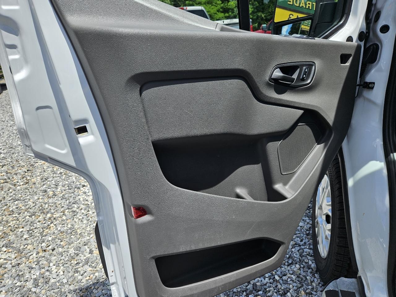 Ford Transit 250 Van 2025