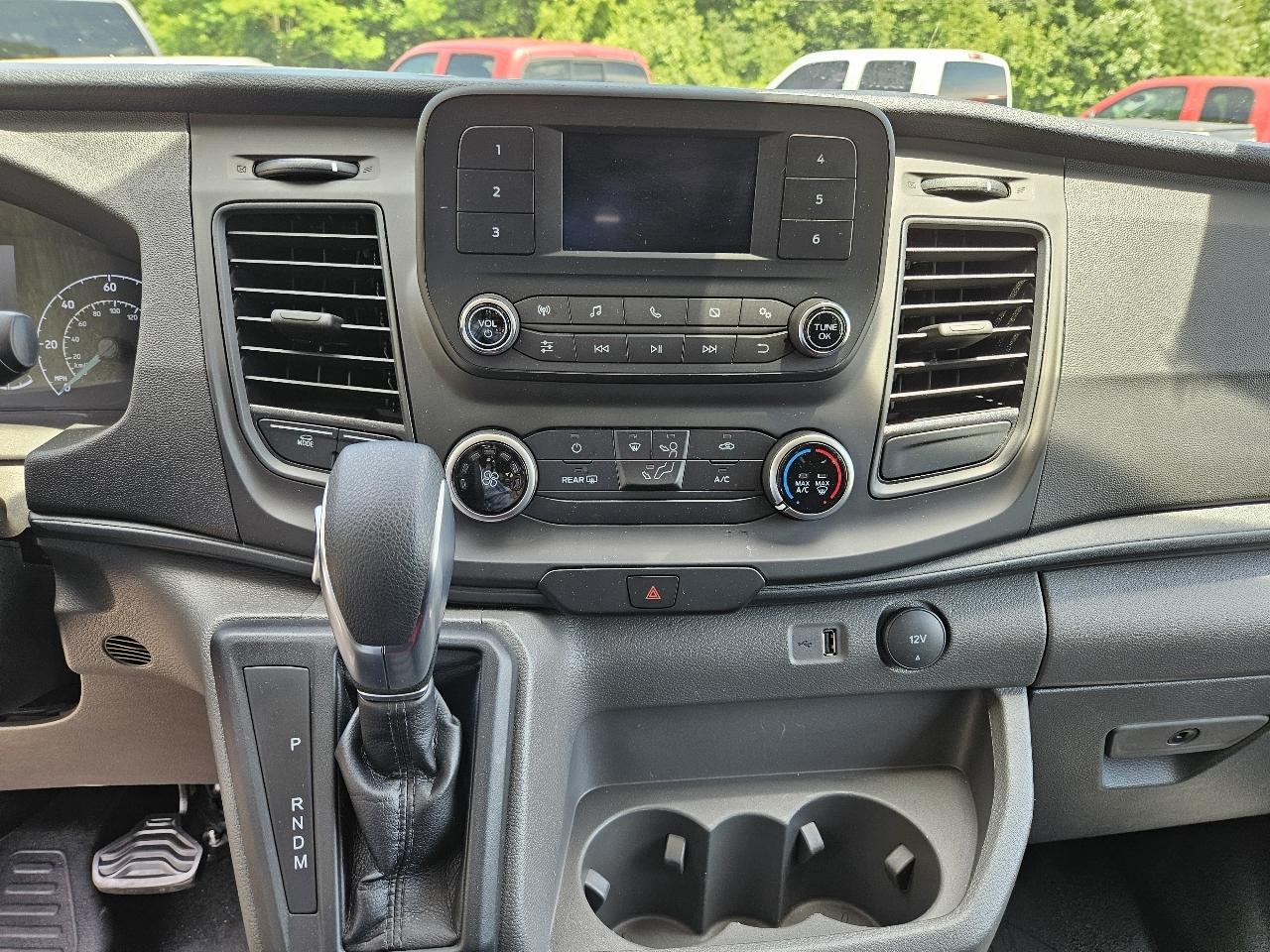 Ford Transit 250 Van 2025