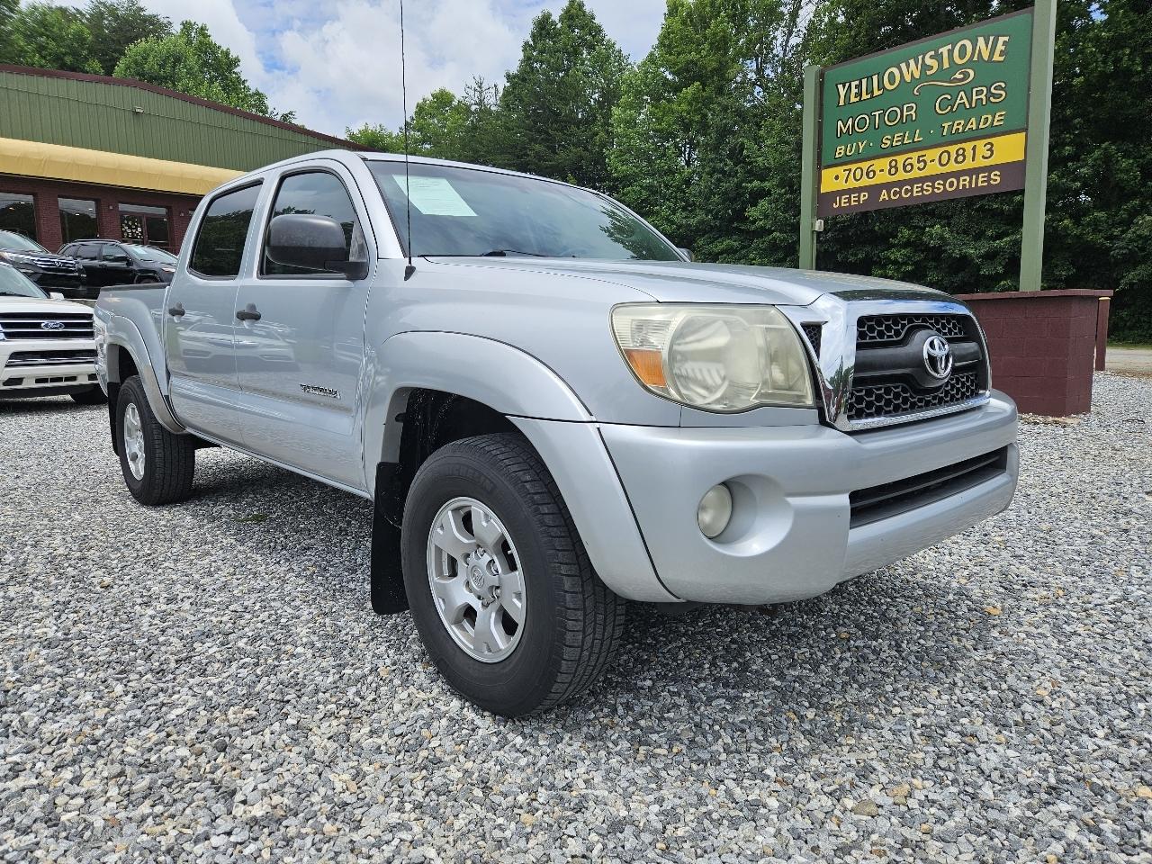 Toyota Tacoma PreRunner Double Cab V6 Auto 2WD 2011