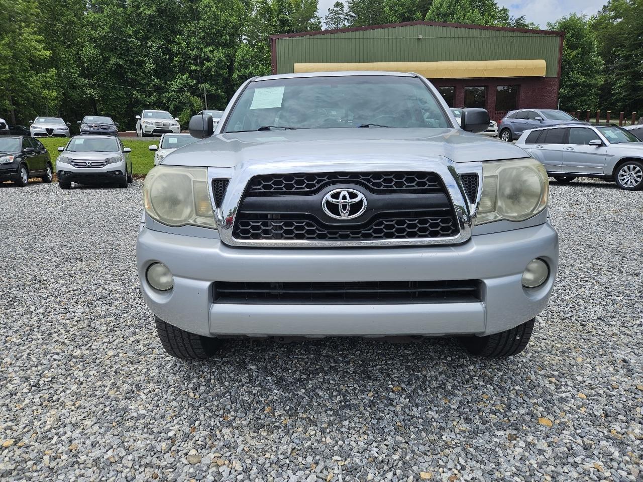 Toyota Tacoma PreRunner Double Cab V6 Auto 2WD 2011