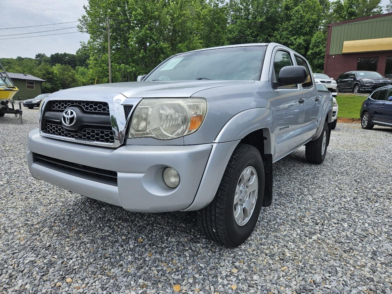 Toyota Tacoma PreRunner Double Cab V6 Auto 2WD 2011