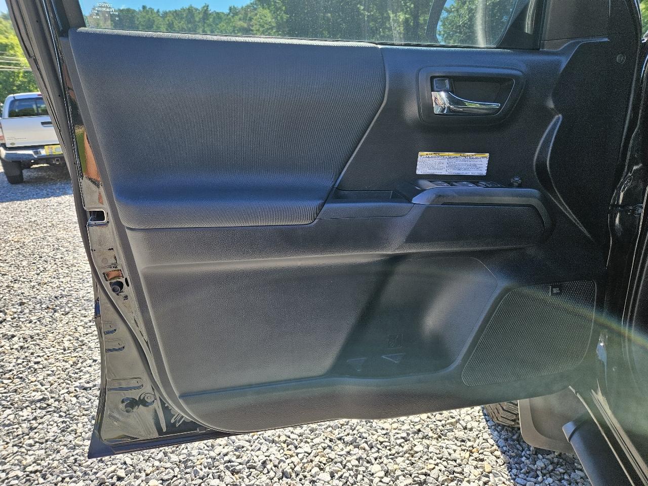 Toyota Tacoma SR5 Double Cab Long Bed V6 6AT 4WD 2019