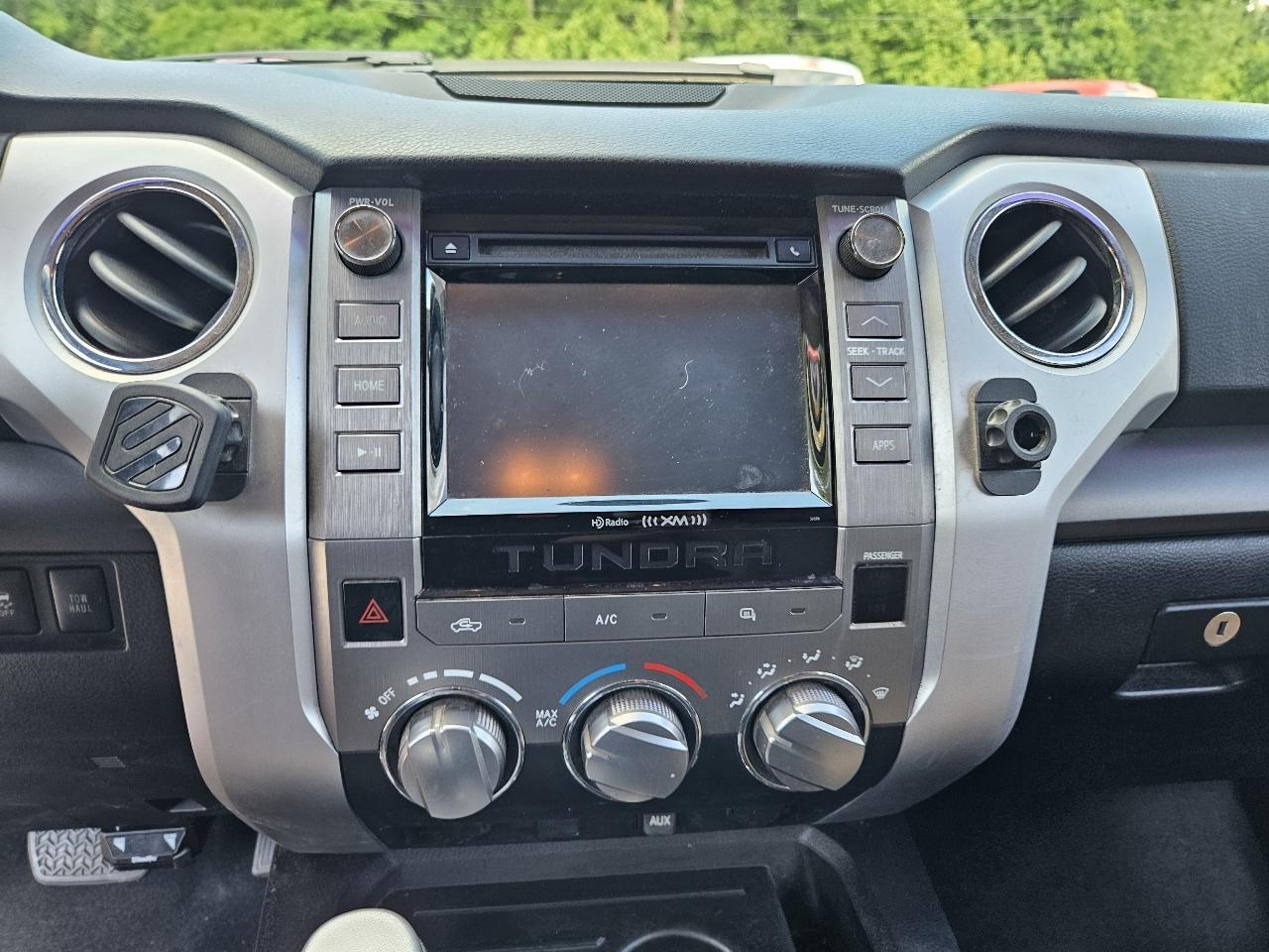 Toyota Tundra SR5 5.7L V8 Double Cab 2WD 2014