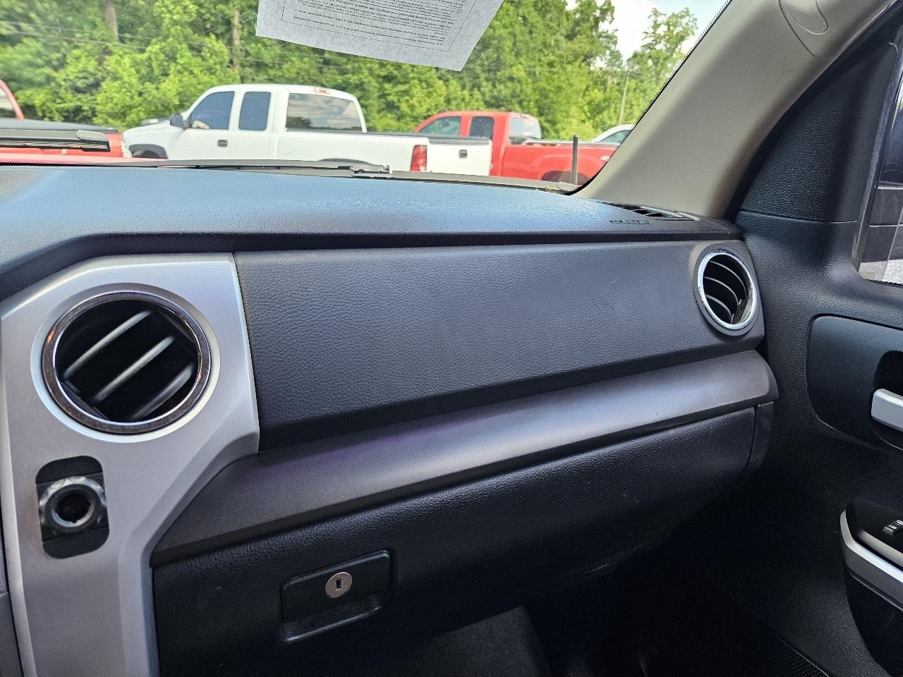 Toyota Tundra SR5 5.7L V8 Double Cab 2WD 2014