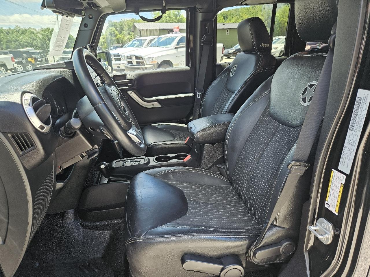 Jeep Wrangler Unlimited Freedom 4x4 2015