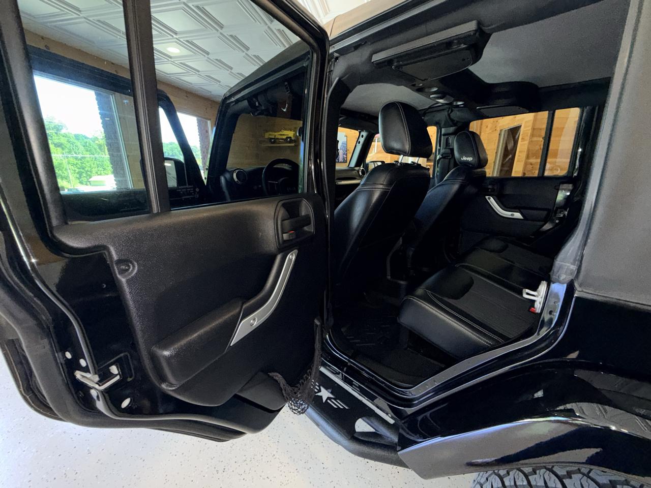 Jeep Wrangler Unlimited Freedom 4x4 2015