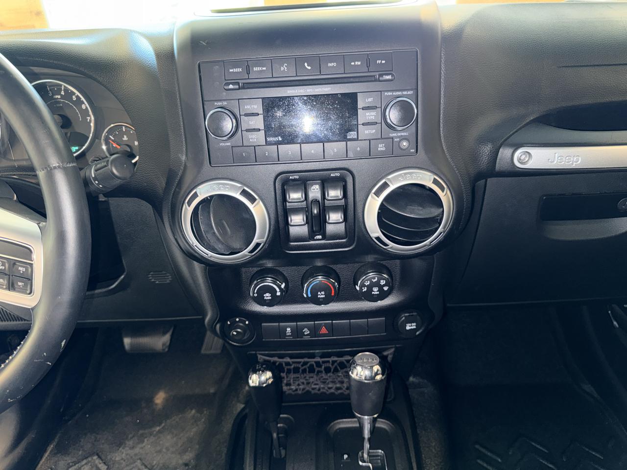 Jeep Wrangler Unlimited Freedom 4x4 2015