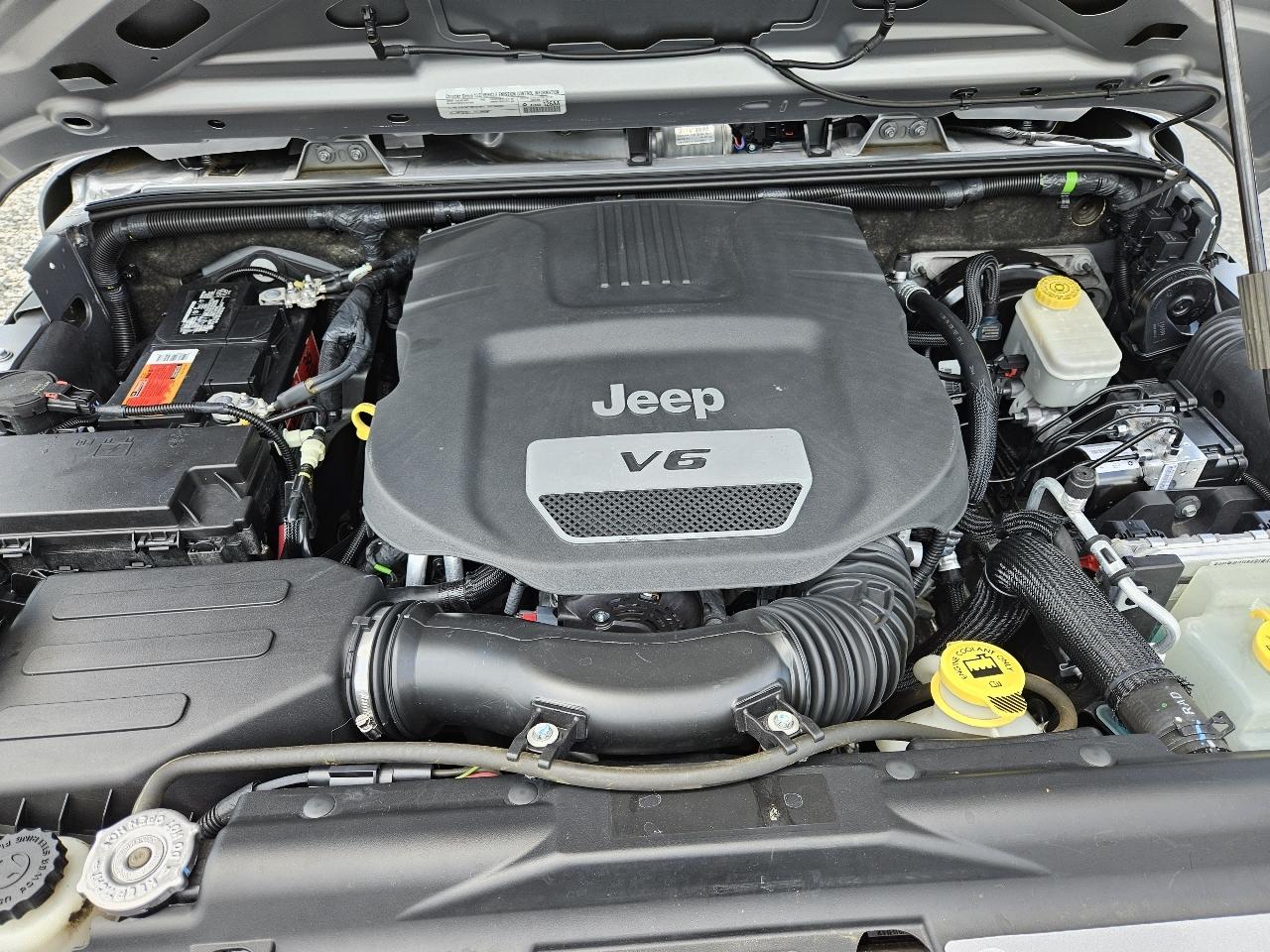 Jeep Wrangler Sport 4WD 2015