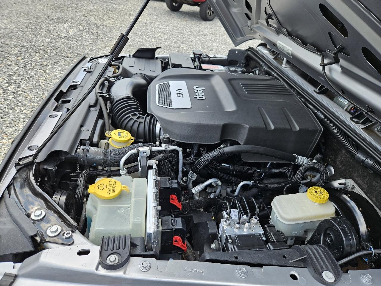 Jeep Wrangler Sport 4WD 2015