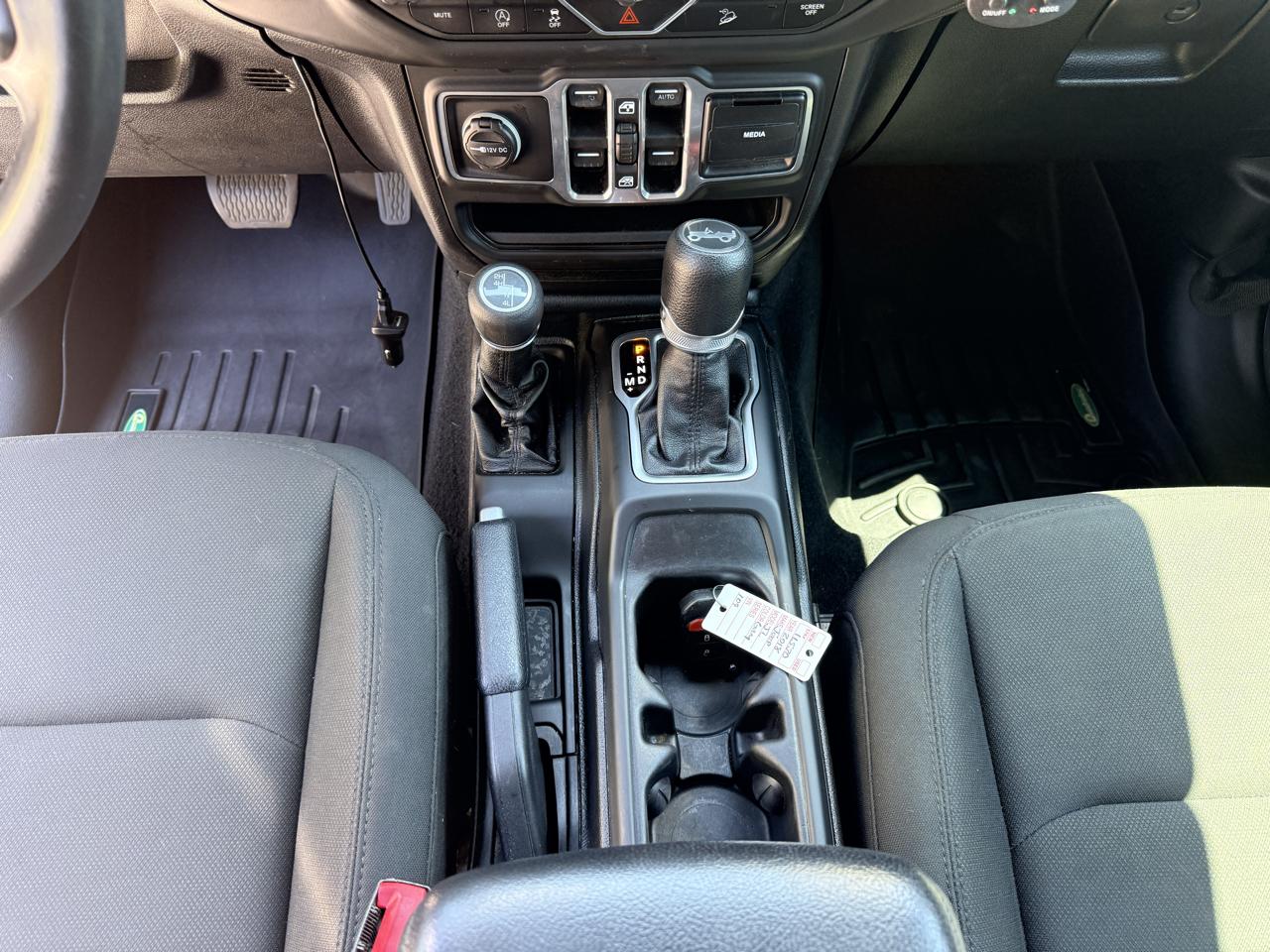 Jeep Wrangler Unlimited Sport 2018