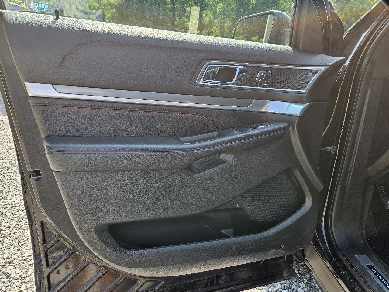 Ford Explorer Sport 4WD 2016