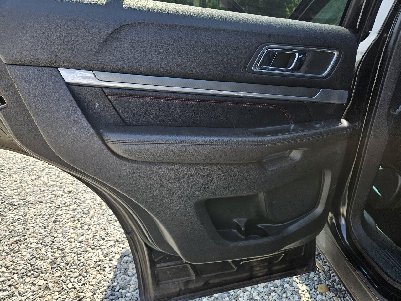 Ford Explorer Sport 4WD 2016