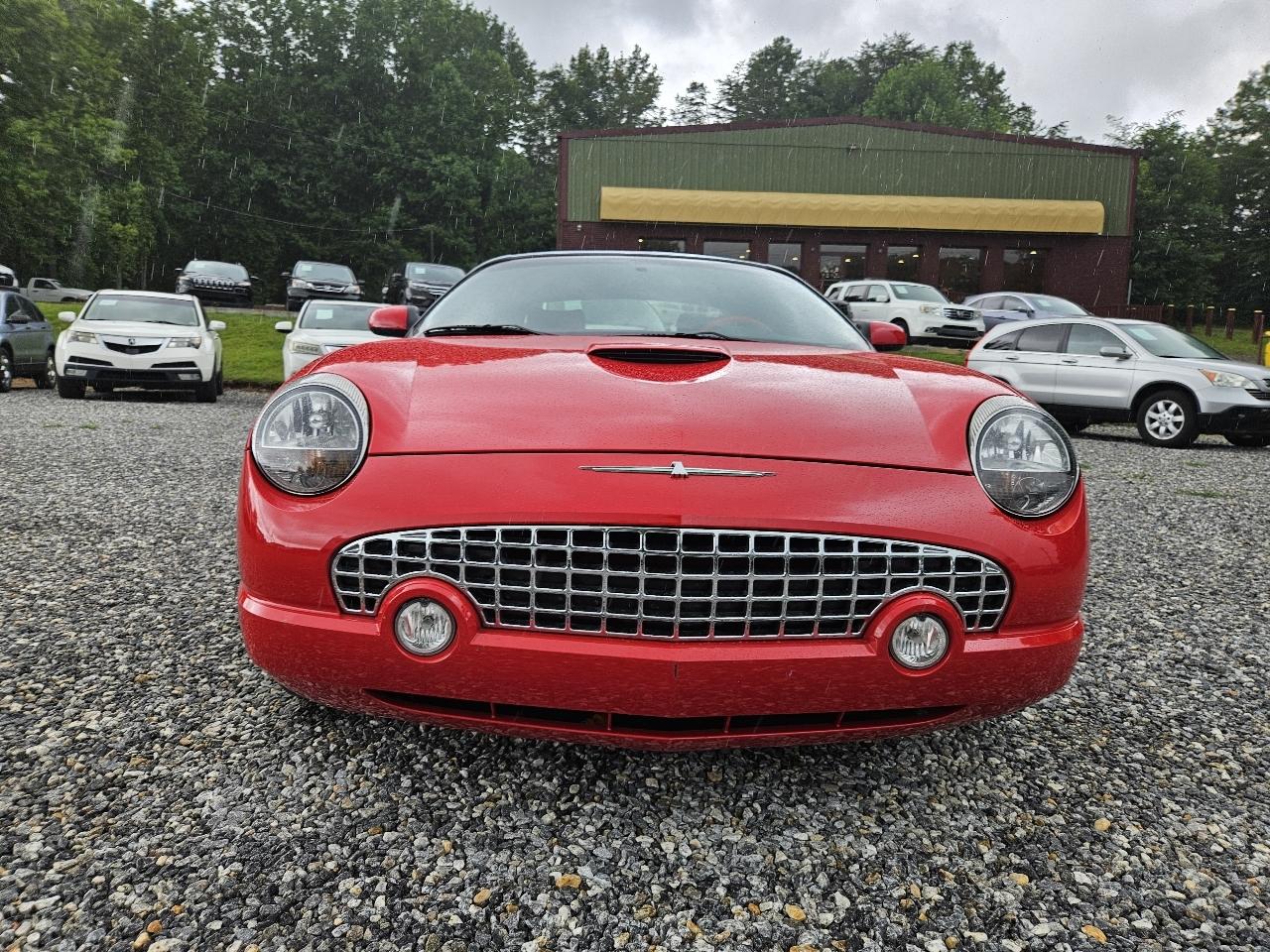 Ford Thunderbird Deluxe 2004