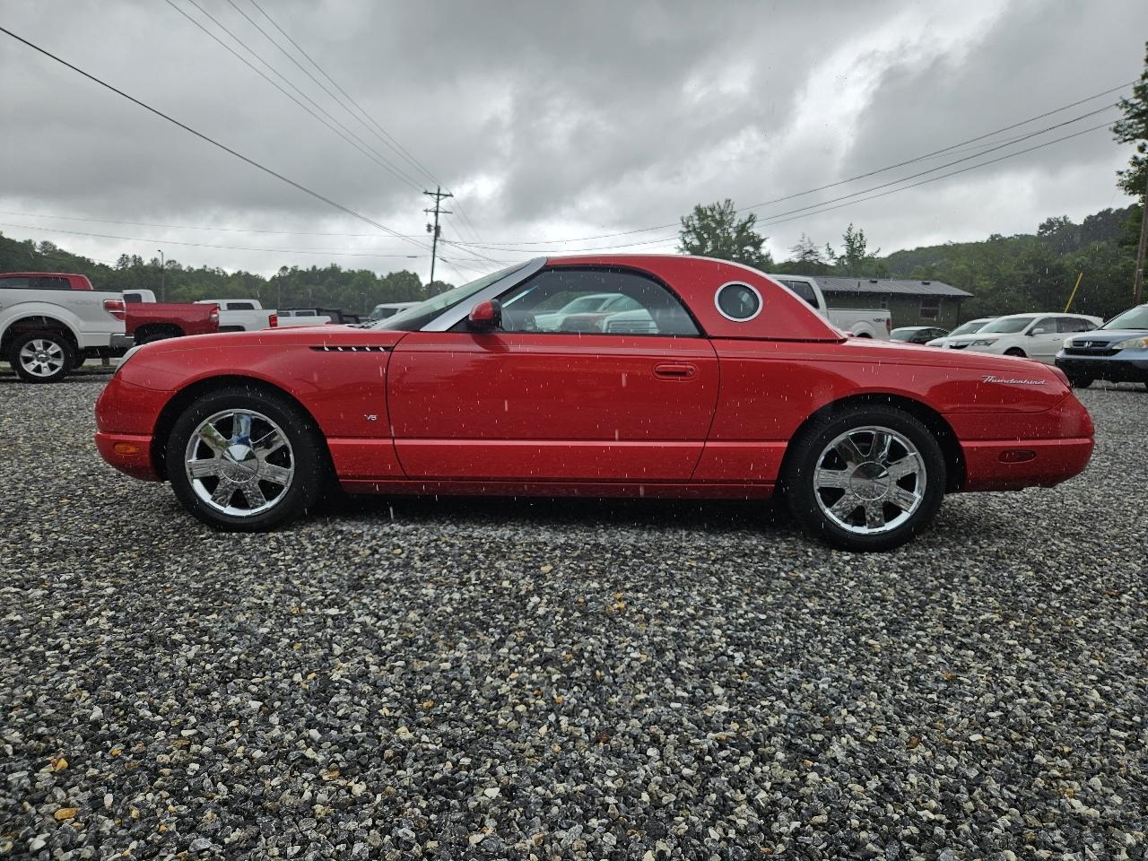 Ford Thunderbird Deluxe 2004