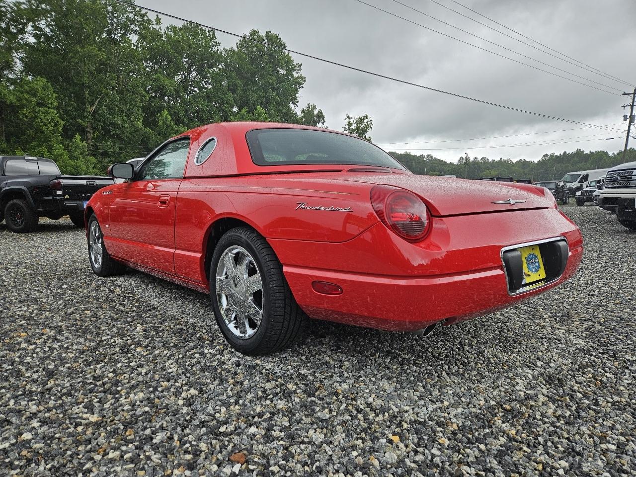 Ford Thunderbird Deluxe 2004