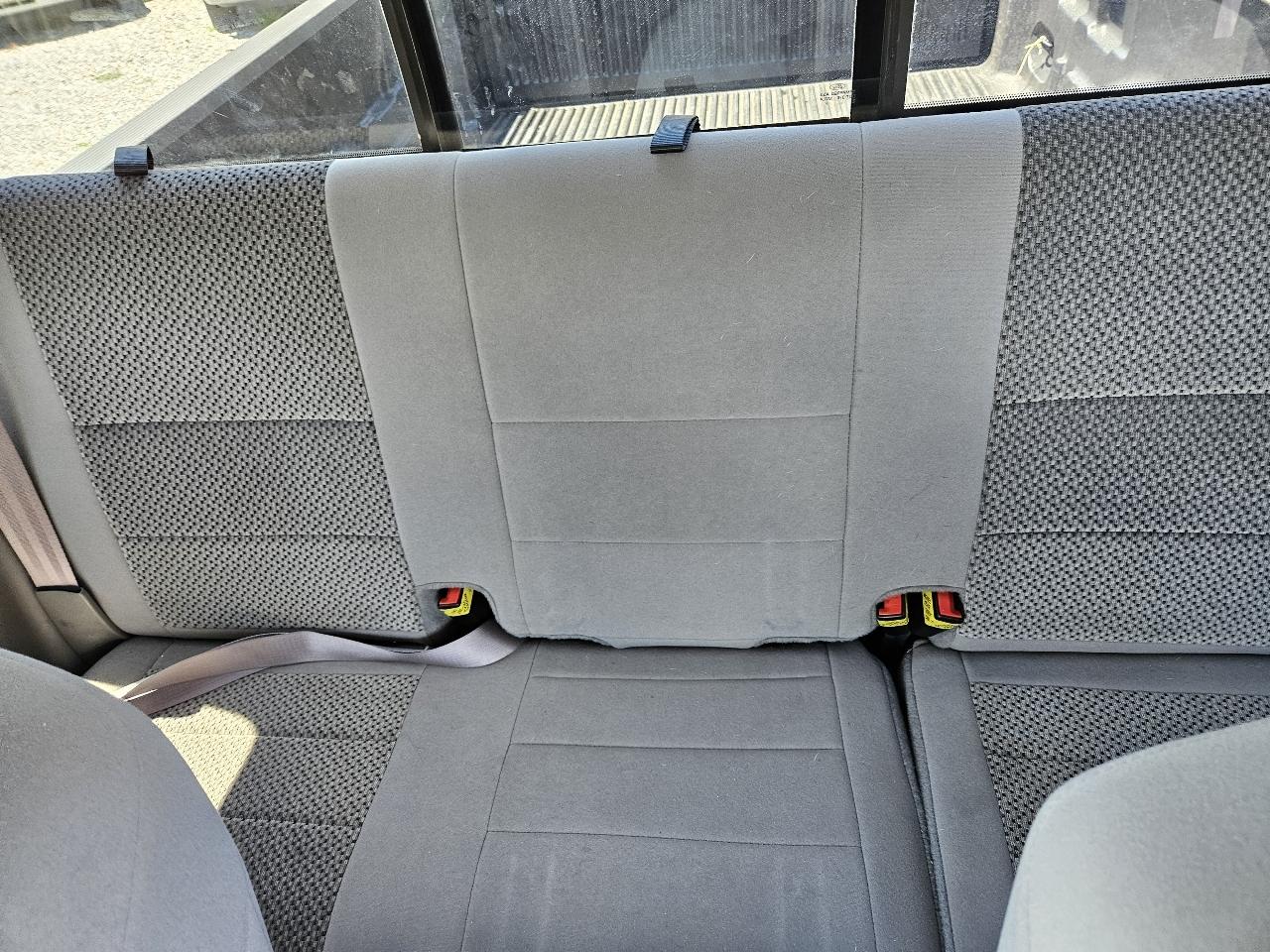 Ford F-150 XL SuperCab Short Bed 2WD 2002