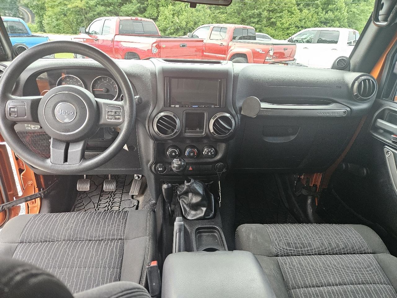 Jeep Wrangler Unlimited Sport 4WD 2011