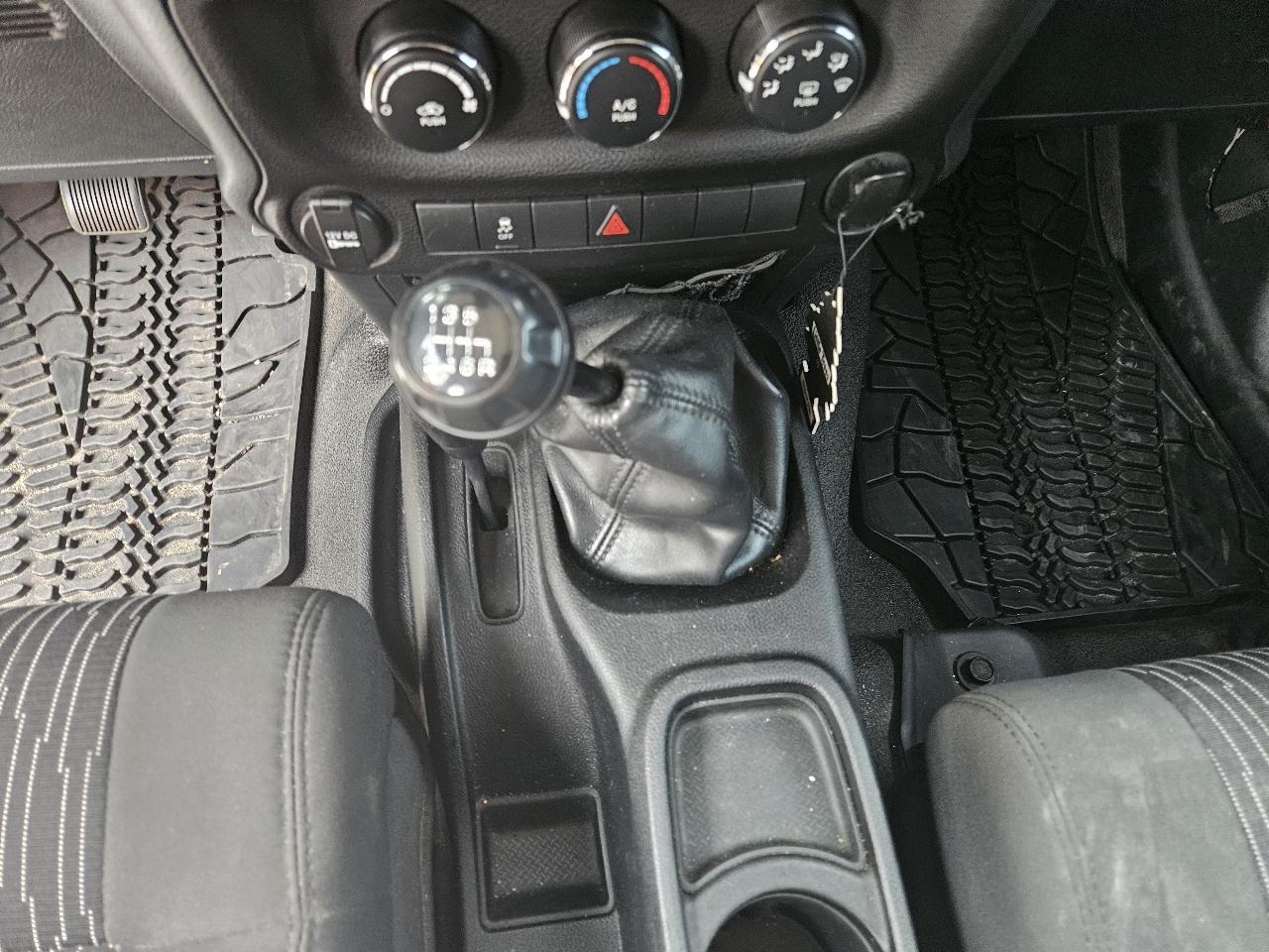 Jeep Wrangler Unlimited Sport 4WD 2011