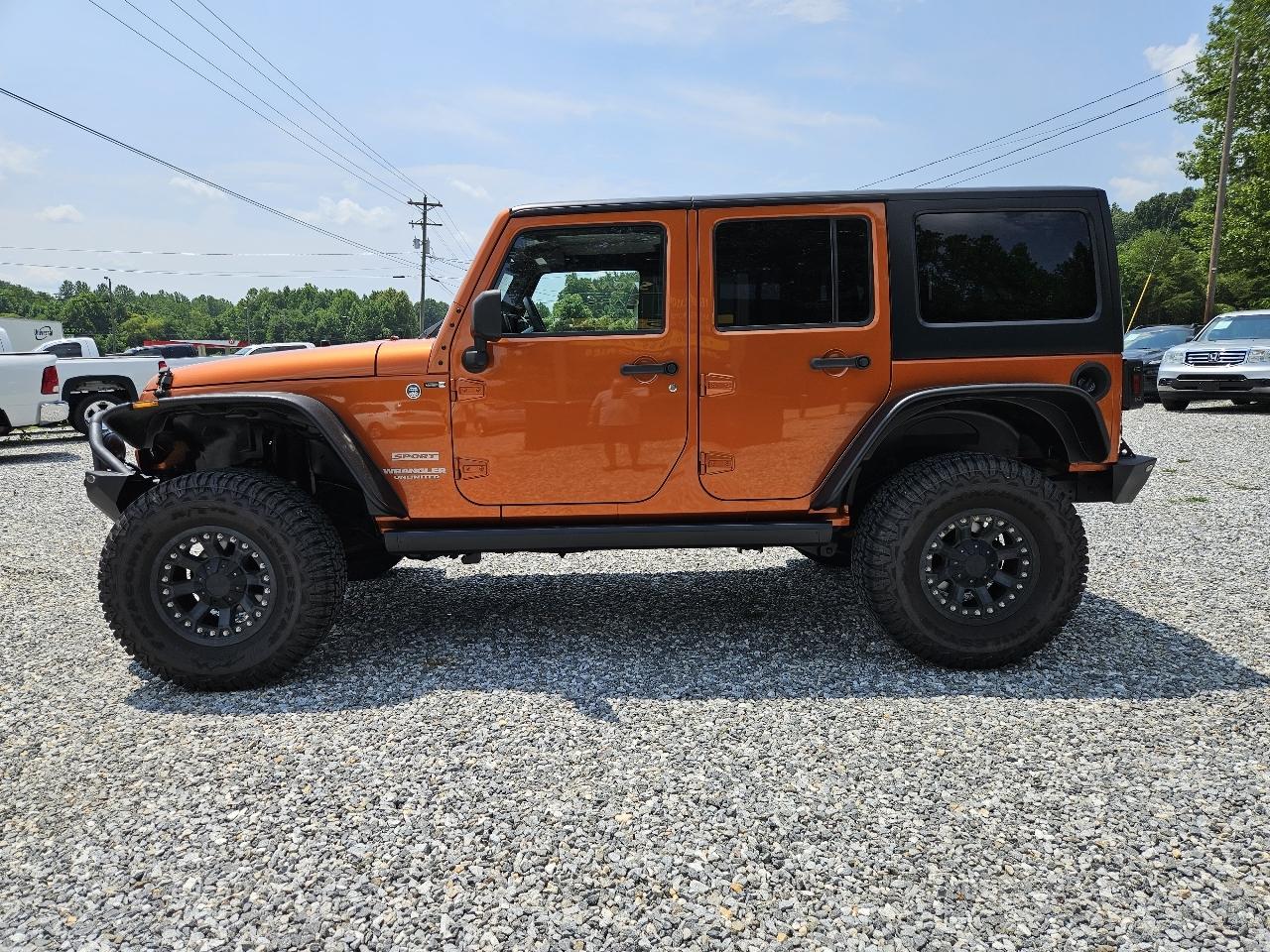 Jeep Wrangler Unlimited Sport 4WD 2011
