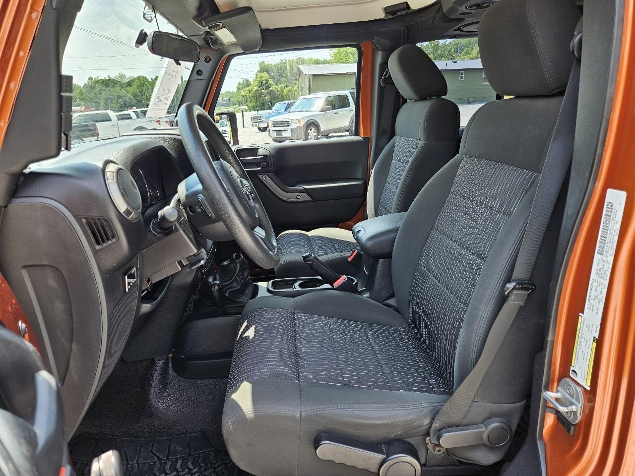Jeep Wrangler Unlimited Sport 4WD 2011