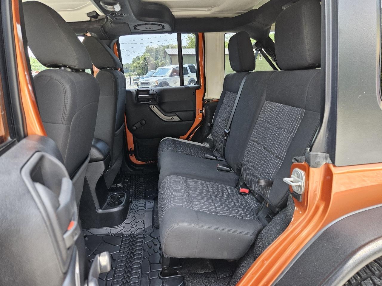 Jeep Wrangler Unlimited Sport 4WD 2011