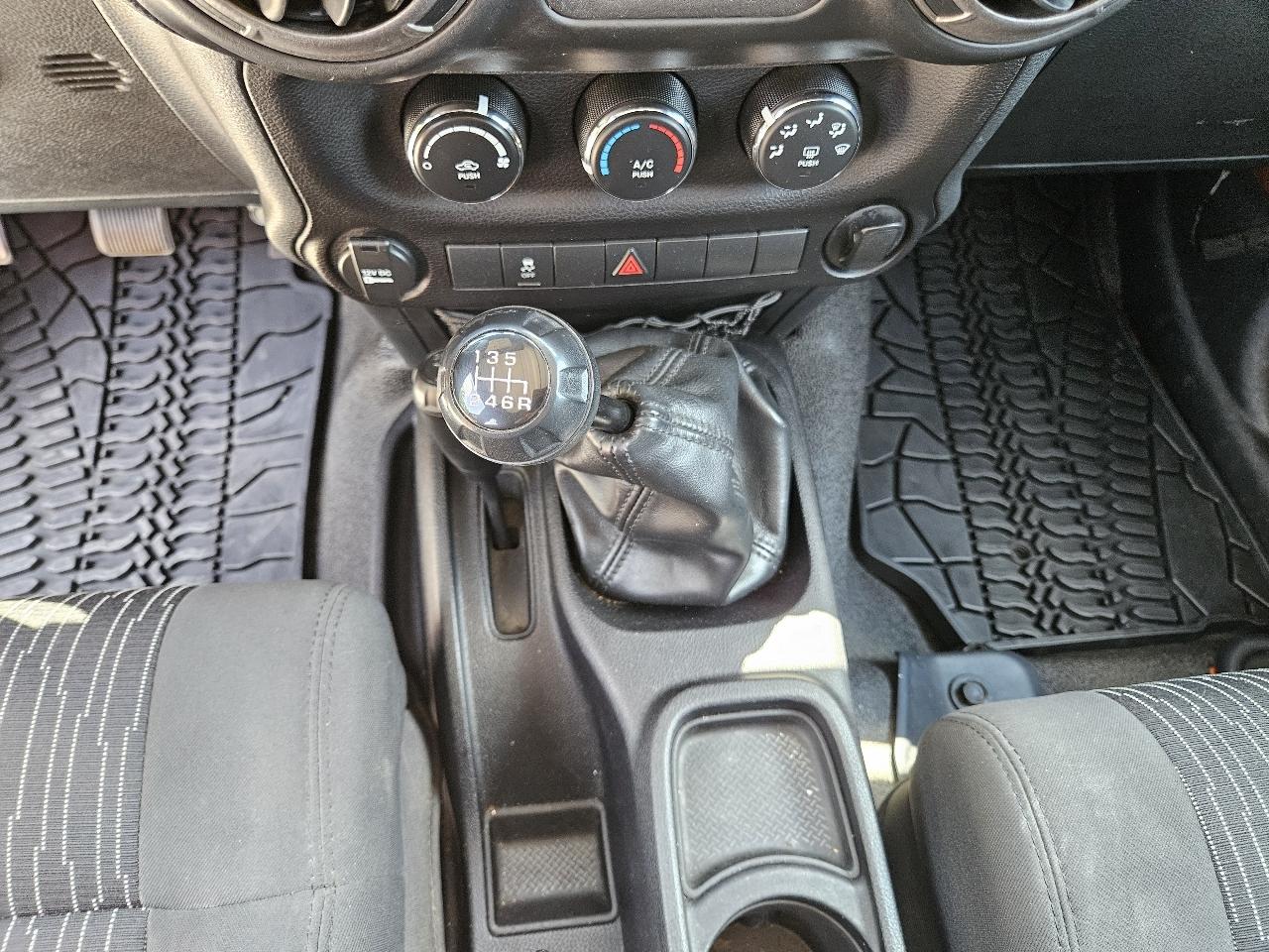 Jeep Wrangler Unlimited Sport 4WD 2011