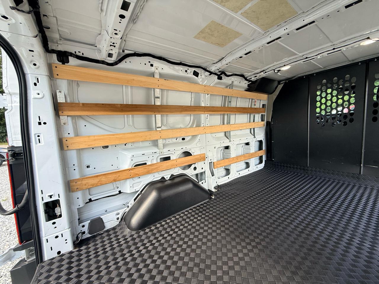 Ford Transit 250 Van 2025
