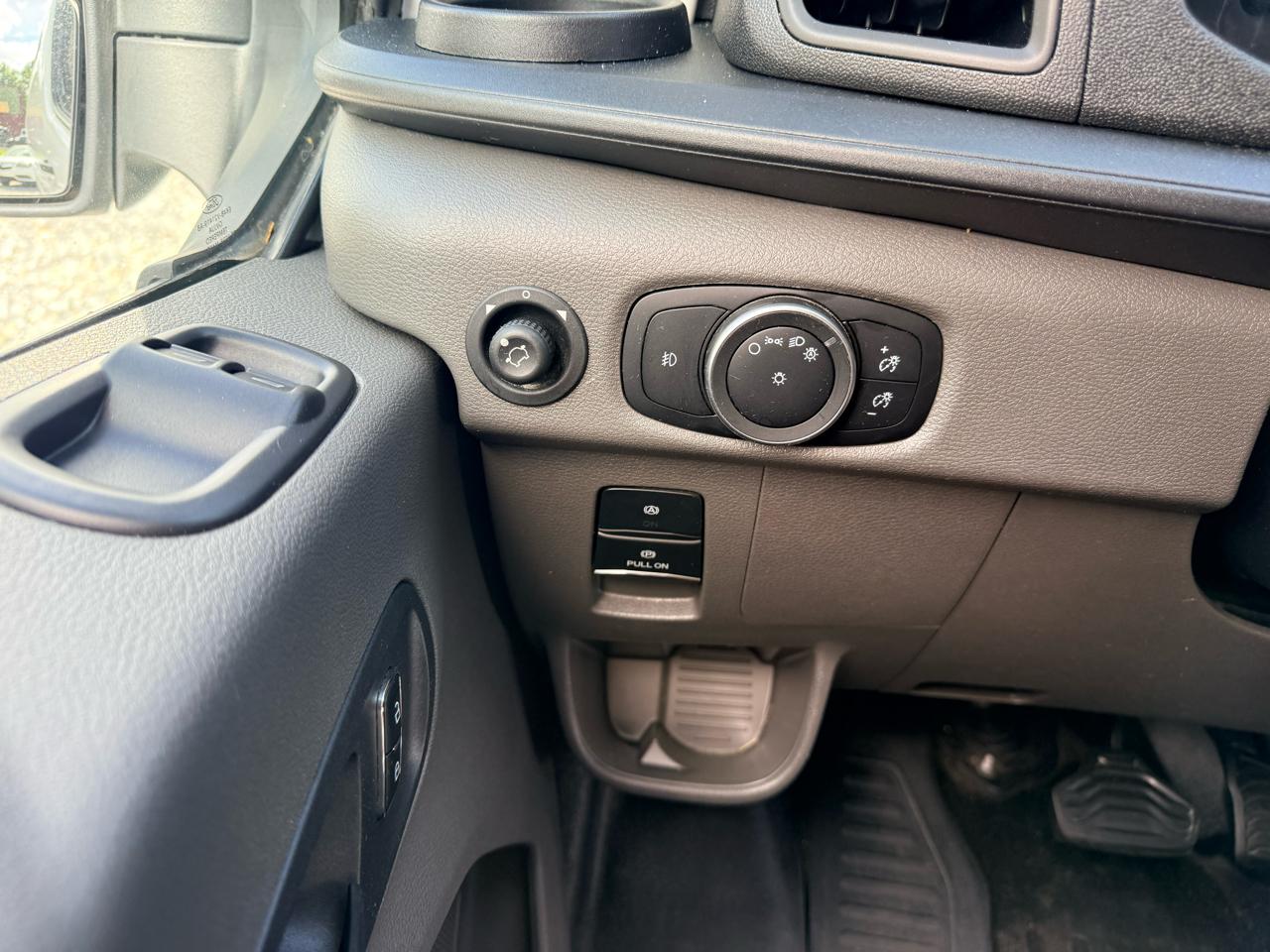 Ford Transit 250 Van 2025