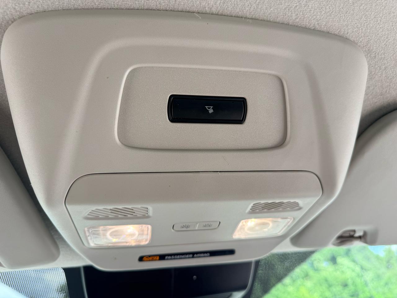 Ford Transit 250 Van 2025