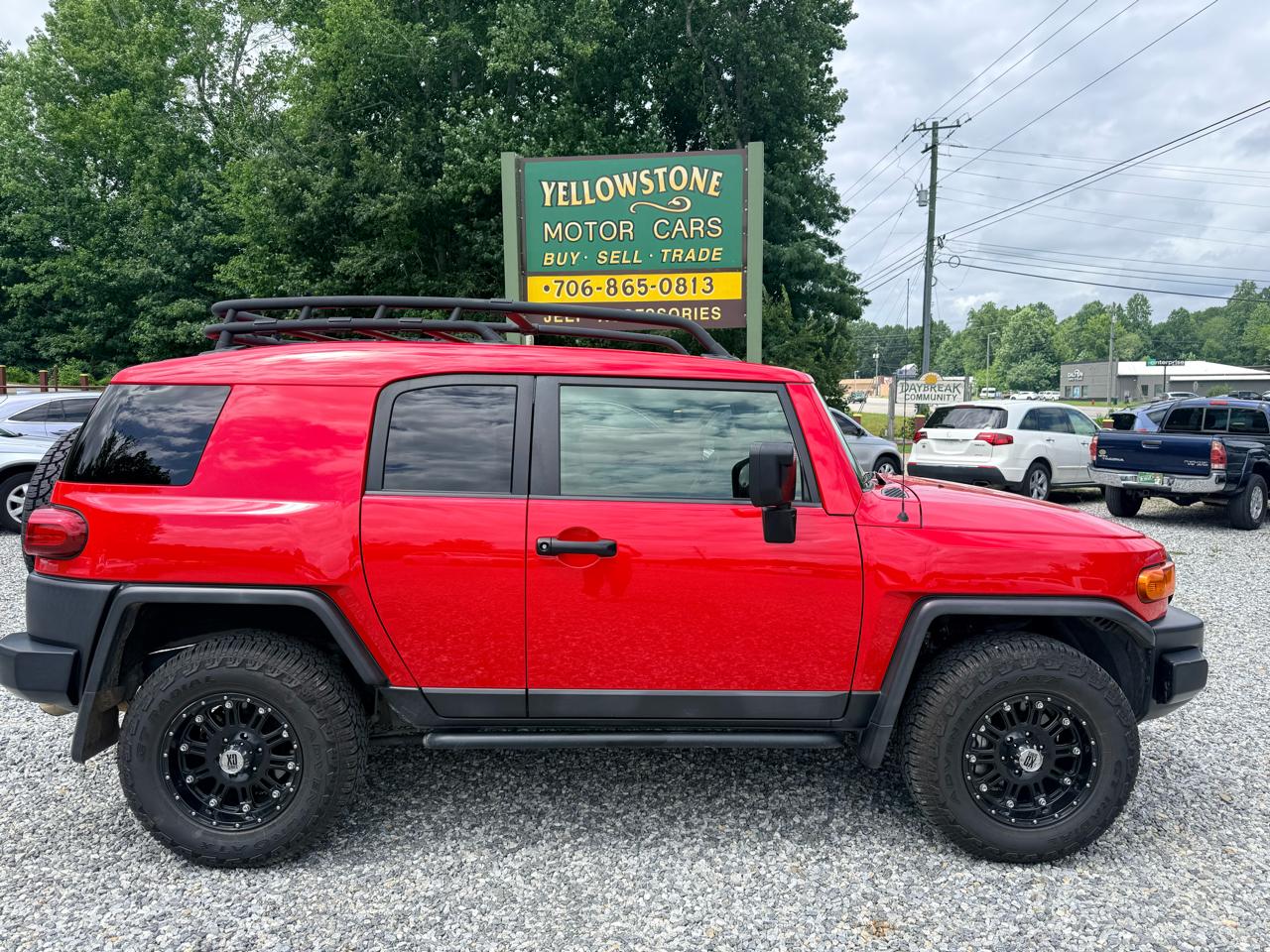 Toyota FJ Cruiser 4WD MT 2012