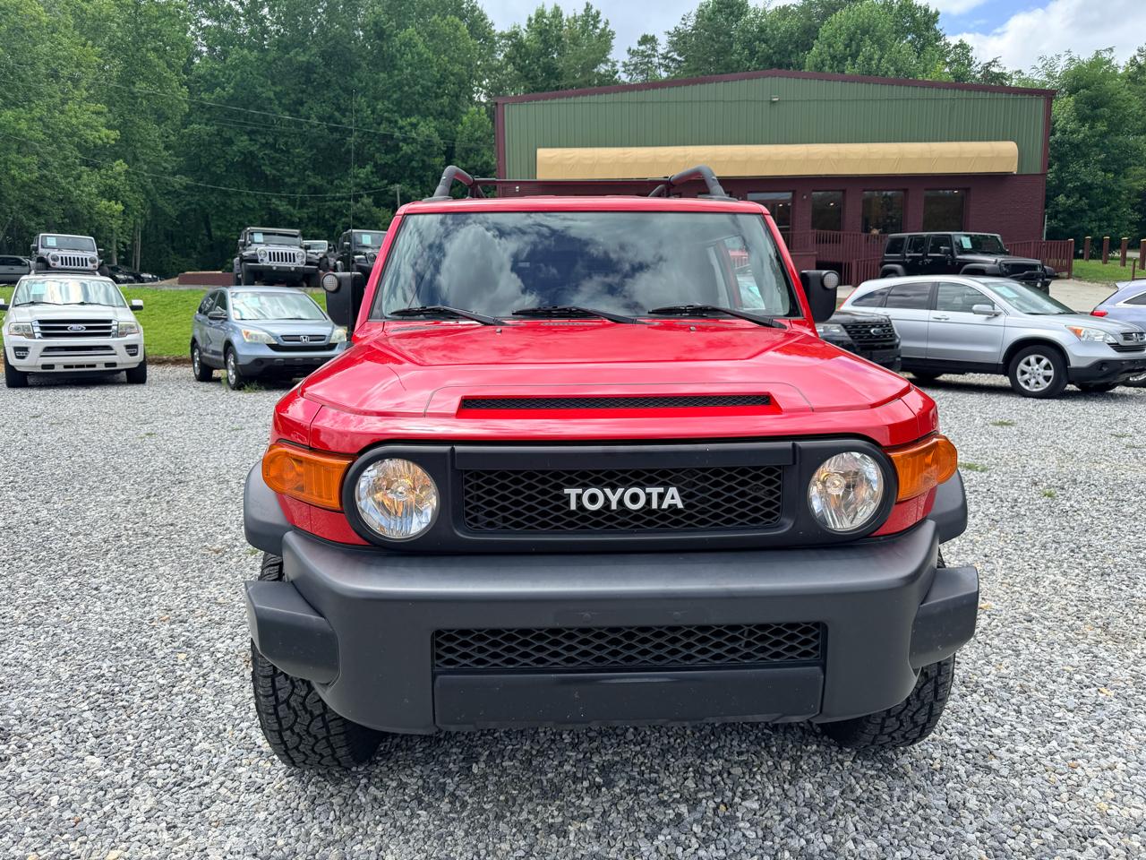 Toyota FJ Cruiser 4WD MT 2012