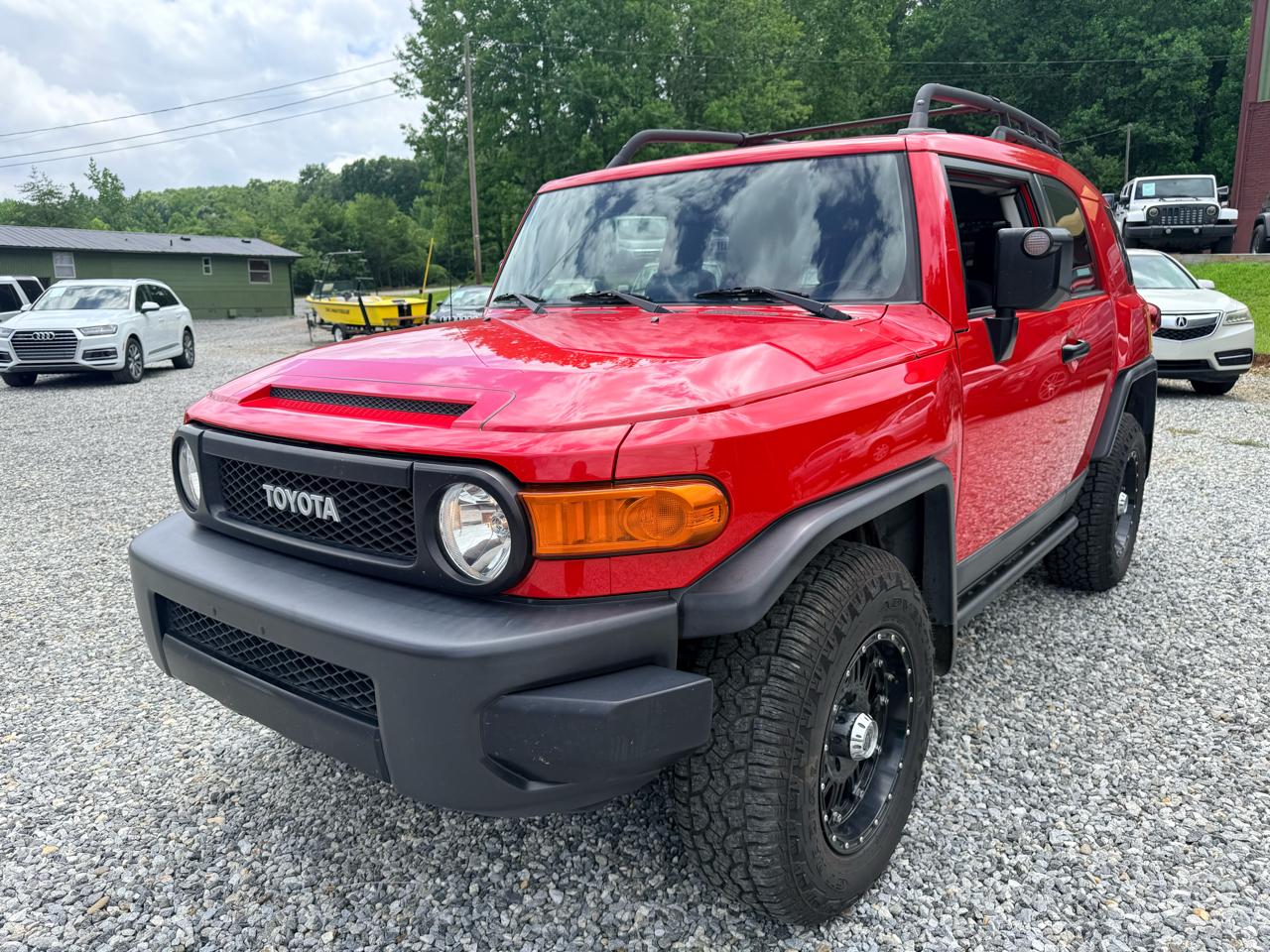 Toyota FJ Cruiser 4WD MT 2012