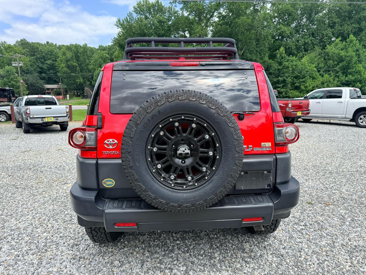 Toyota FJ Cruiser 4WD MT 2012