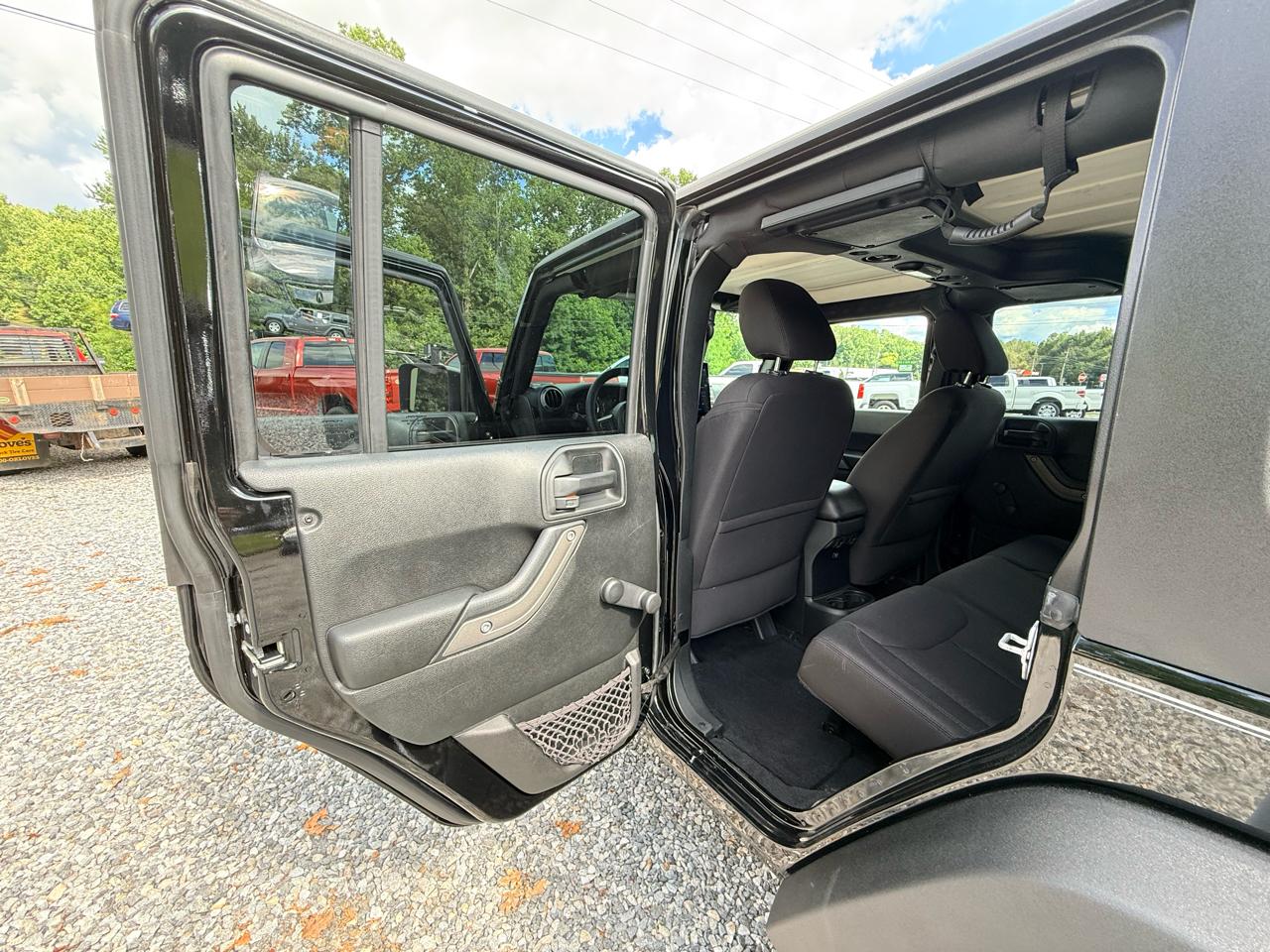 Jeep Wrangler Unlimited Sport 4WD 2017