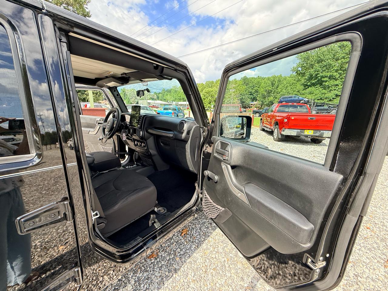 Jeep Wrangler Unlimited Sport 4WD 2017