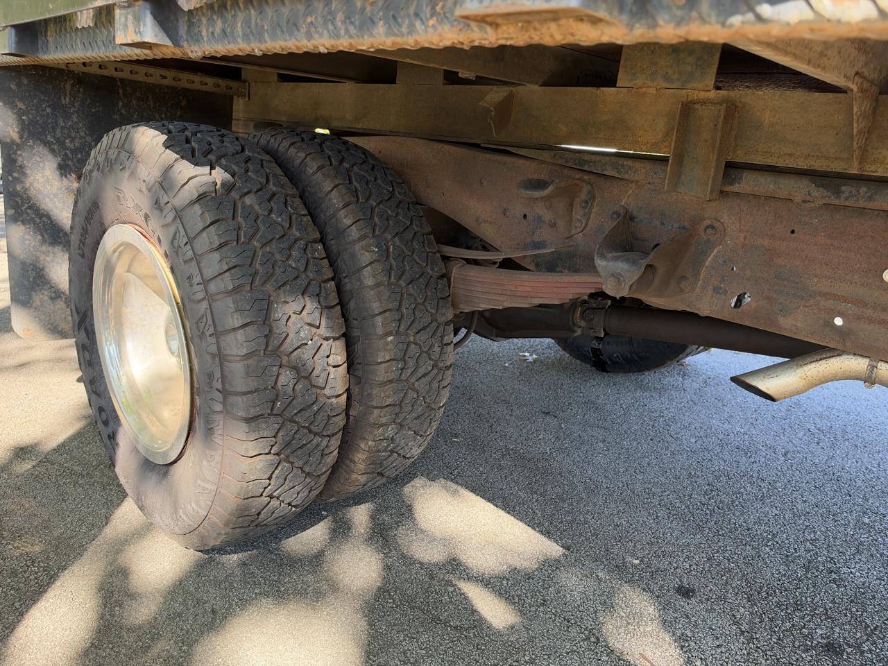 Ford F-350 Regular Cab 2WD 1982