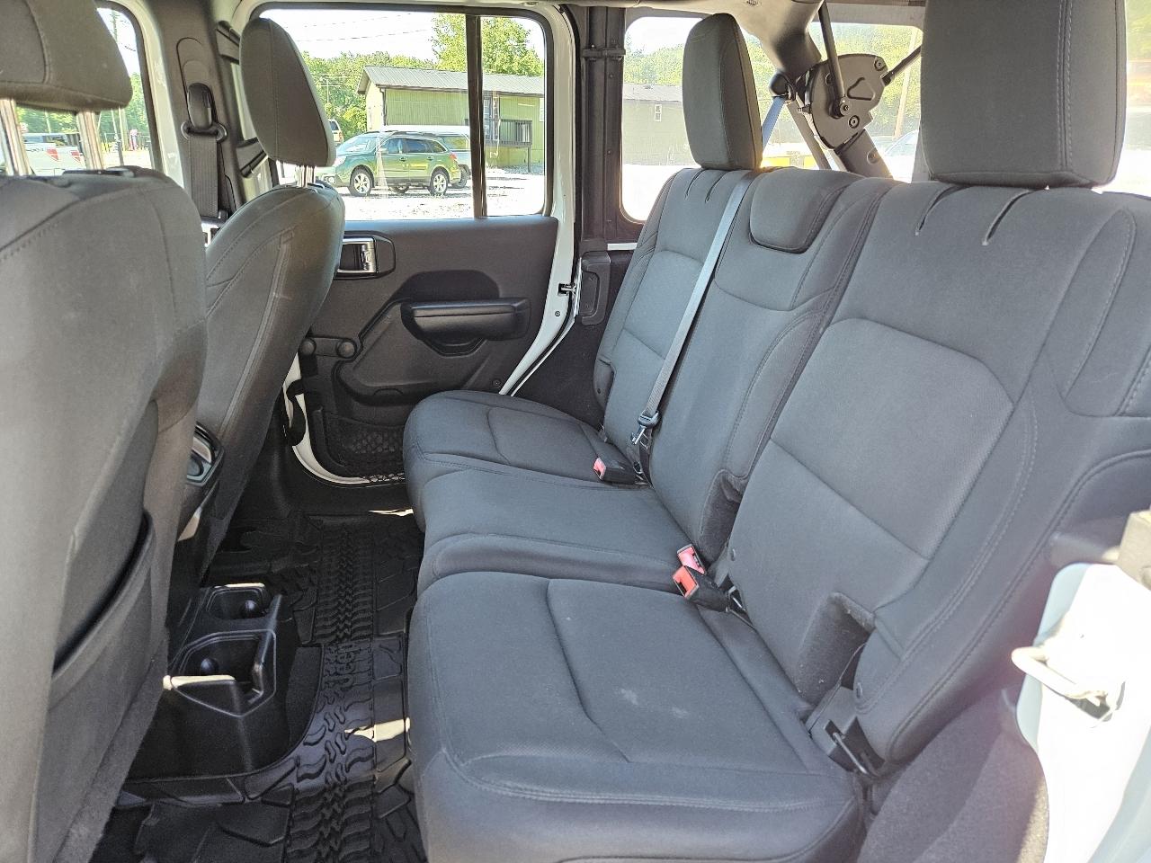 Jeep Wrangler Unlimited Sport 2018