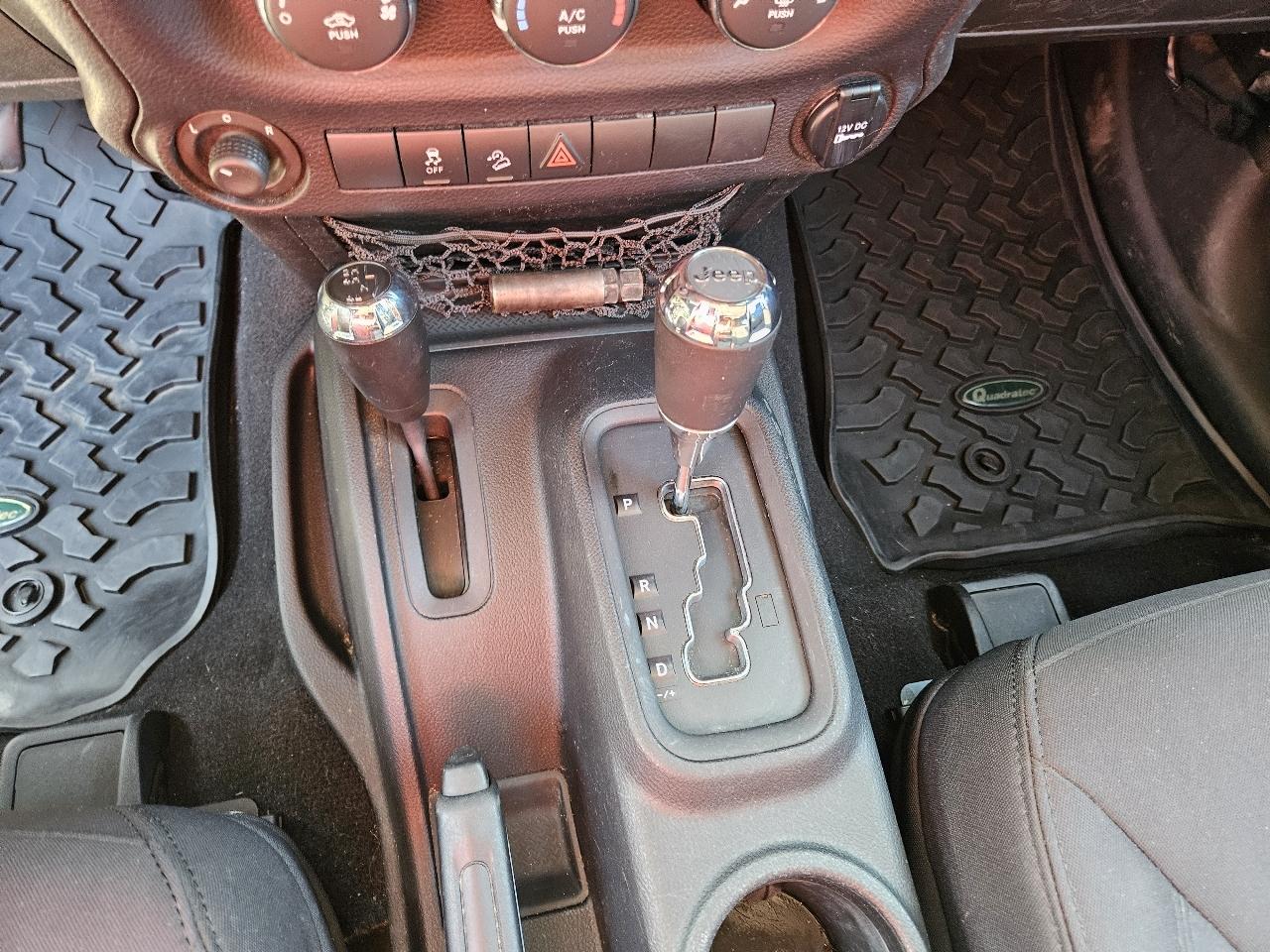 Jeep Wrangler Sport 4WD 2013