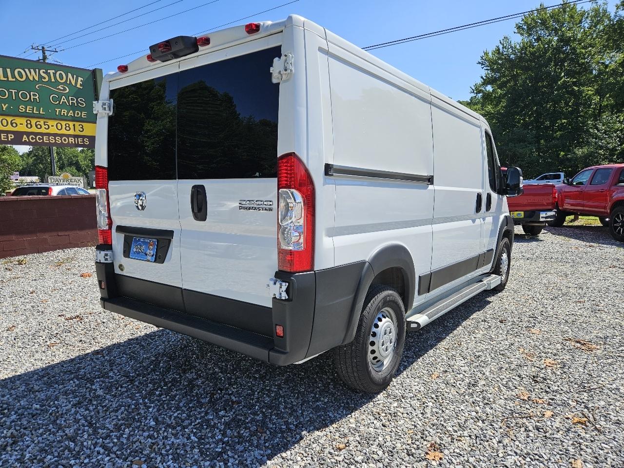 RAM Promaster 2500 Low Roof 2025
