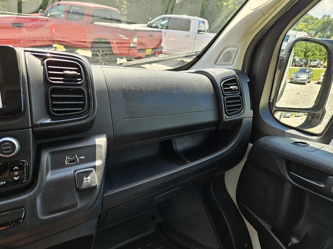 RAM Promaster 2500 Low Roof 2025