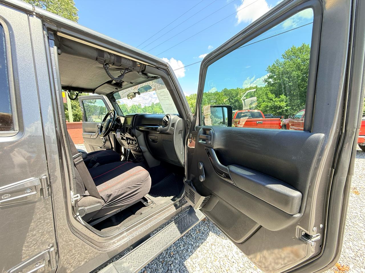 Jeep Wrangler Unlimited Sport 4WD 2017