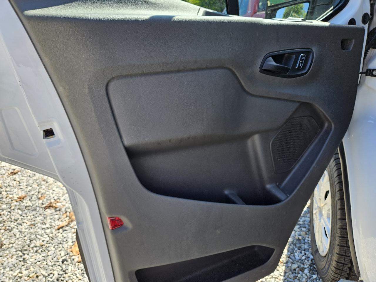Ford Transit 250 Van 2025