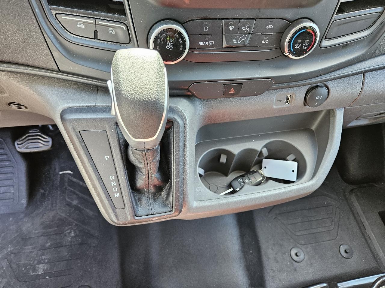 Ford Transit 250 Van 2025