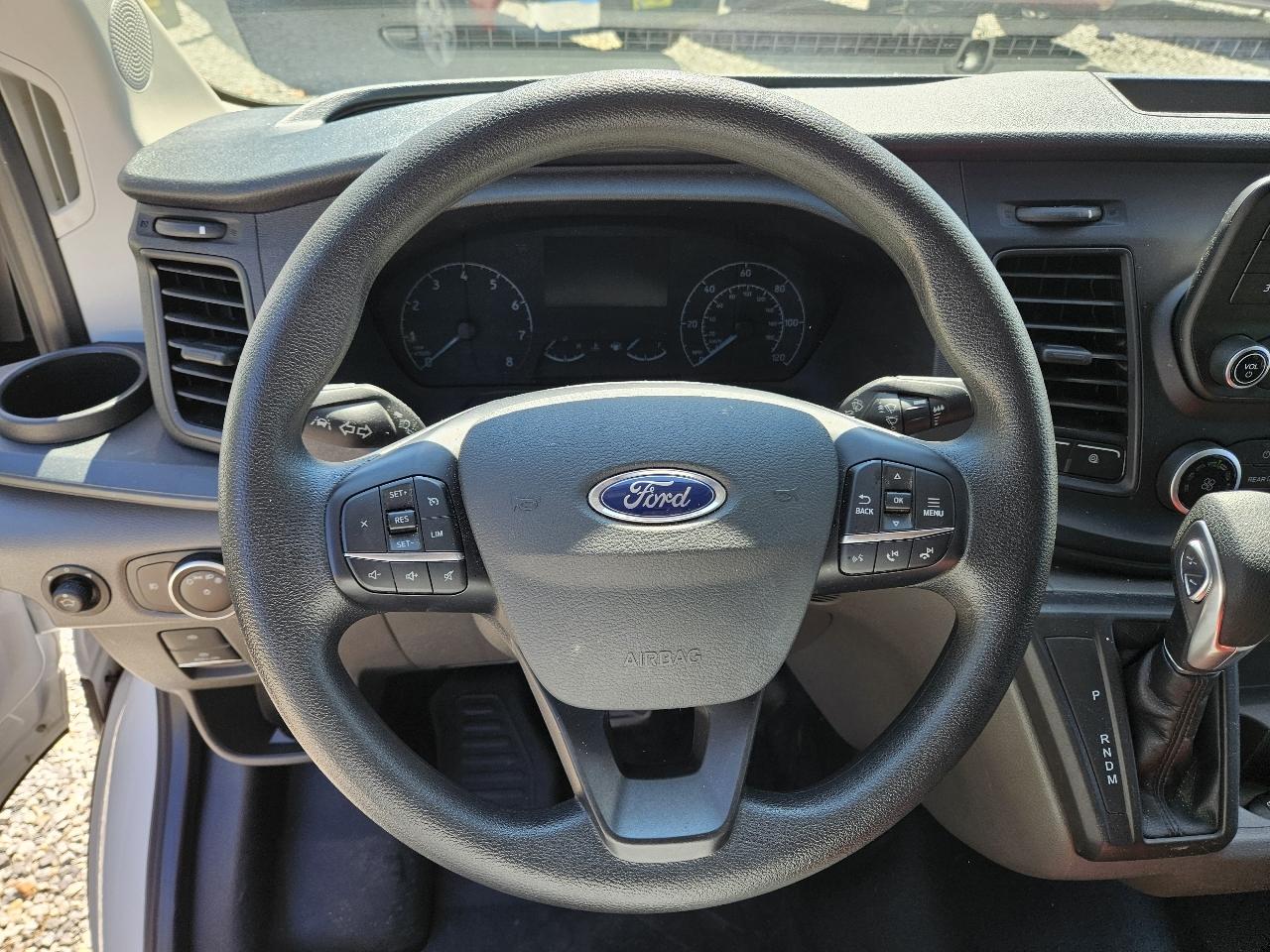 Ford Transit 250 Van 2025