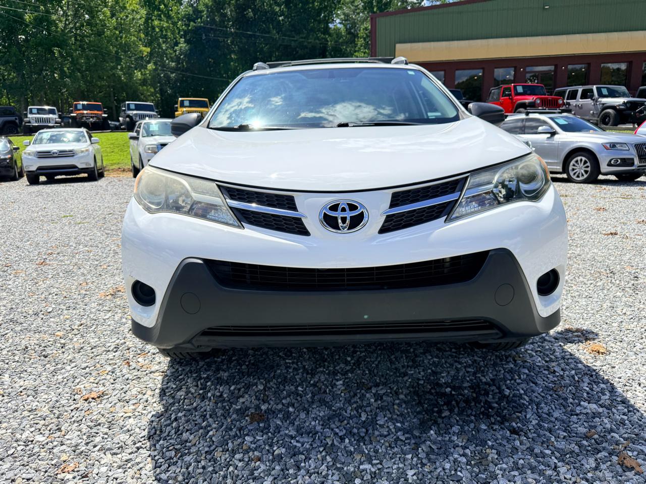 Toyota RAV4 LE FWD 2013