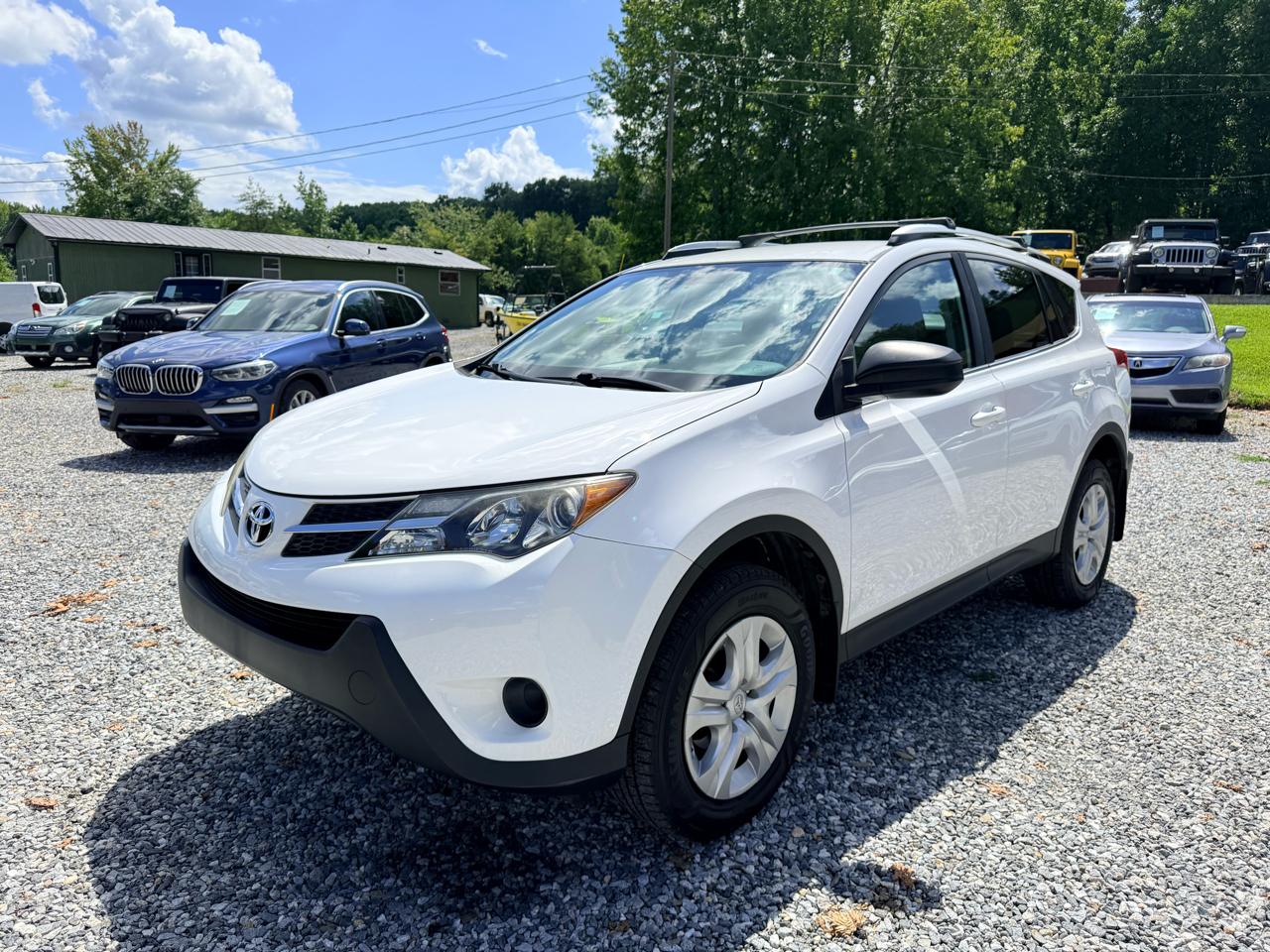 Toyota RAV4 LE FWD 2013