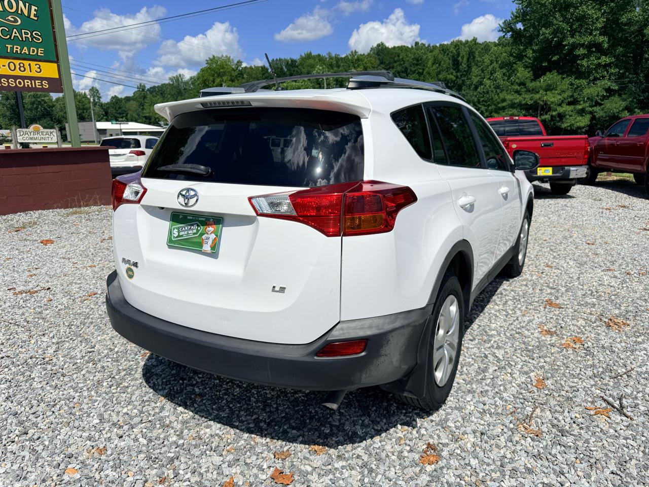 Toyota RAV4 LE FWD 2013